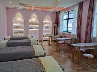 邯郸梁子技术学校提供美容培训服务 邯郸梁子技术学校提供美容培训服务